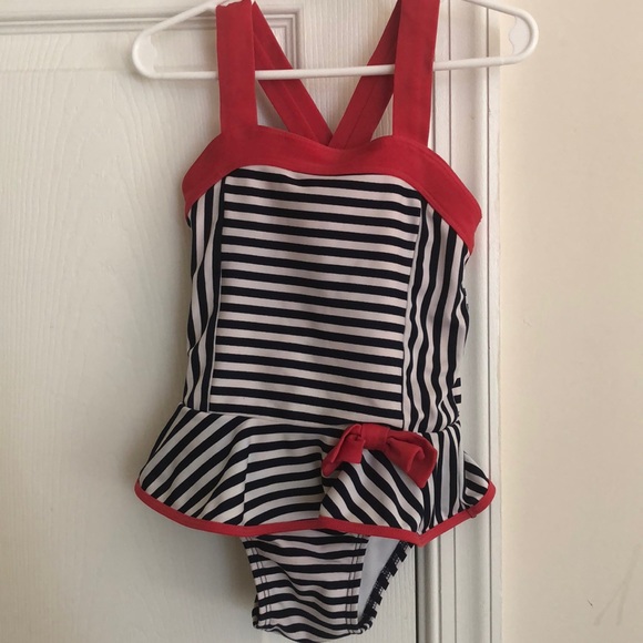 Adorable 3t Cat & Jack girls crossback swimsuit - Picture 4 of 4